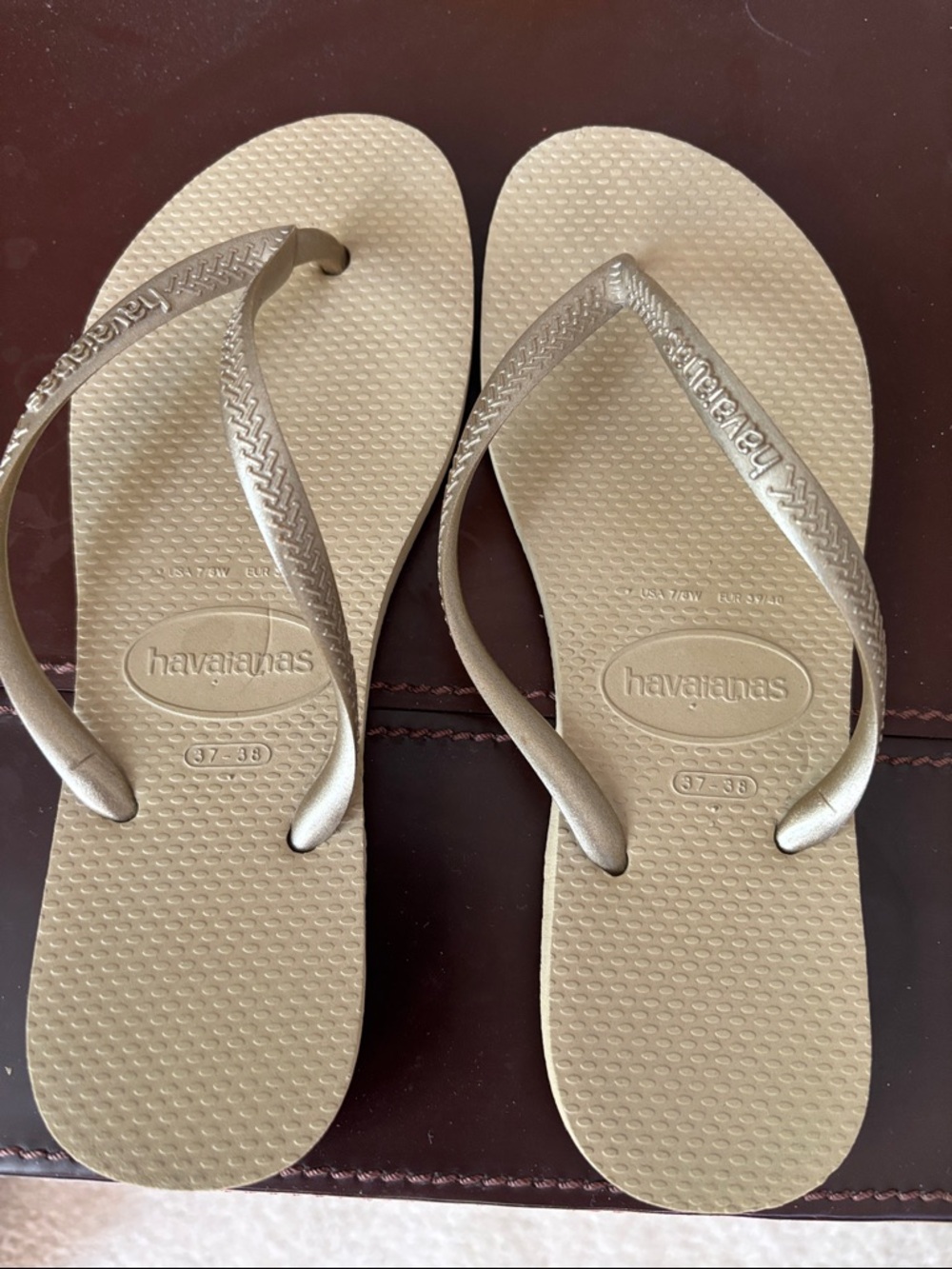 Havaianas Women's Flip Flops in Metallic Beige